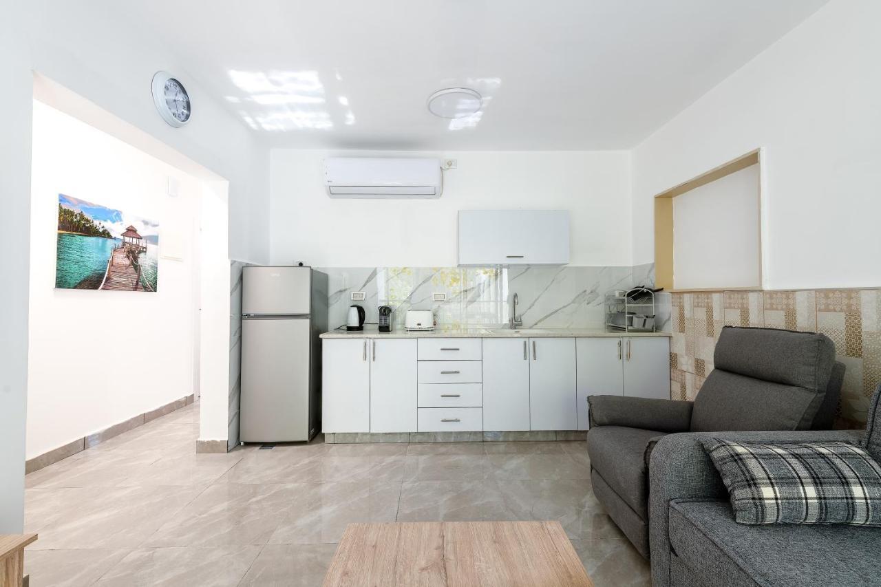 Apartment Ceasar At Royal Park *