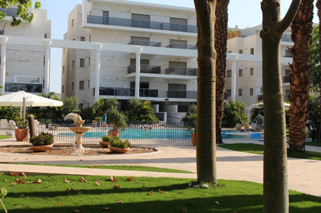 Apartment Ceasar At Royal Park